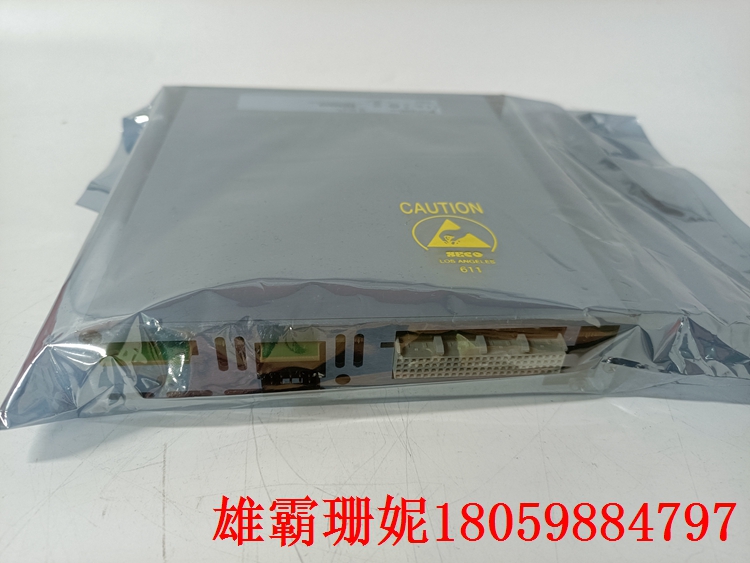 NI SCXI-1193   多路复用器开关模块    四路4 x 1端接多路复用器